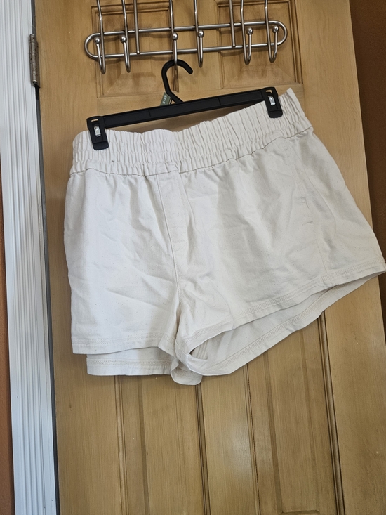 aerie Pants - Aerie Women’s Elastic-Waist Cream Casual Shorts